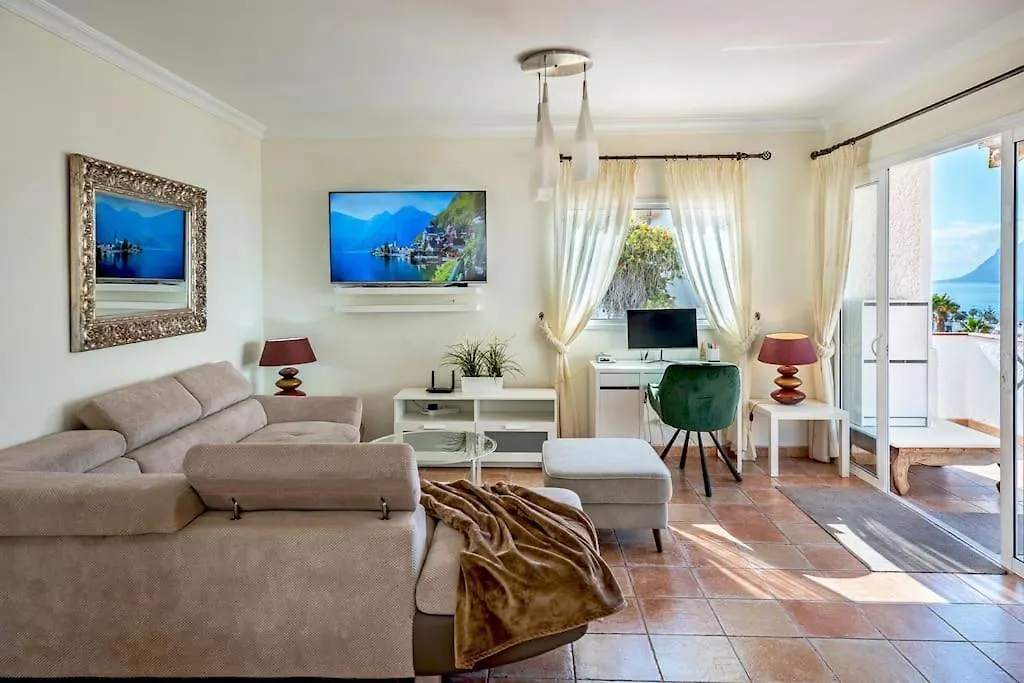 3Brd Oceanview Cliff Haven Apartment Puerto de Santiago  Puerto de Santiago (Tenerife)